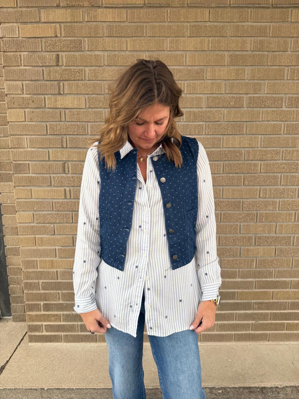 Cropped Polka Dot Denim Vest - Dark Wash