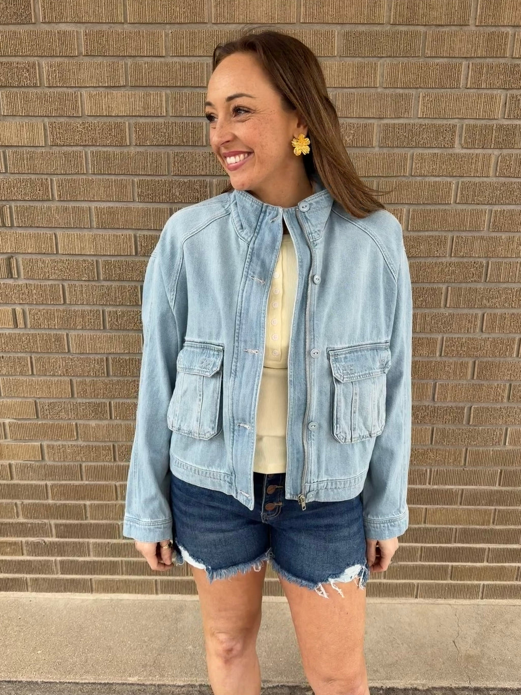 Risen Cropped Boxy Denim Jacket - Light Wash