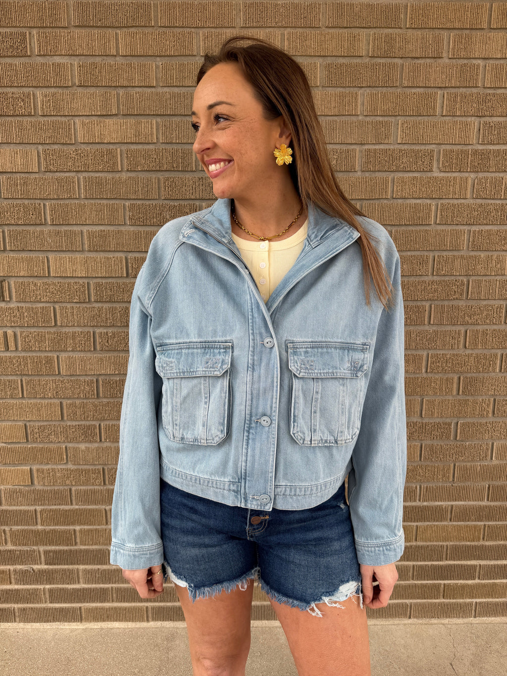 Risen Cropped Boxy Denim Jacket - Light Wash