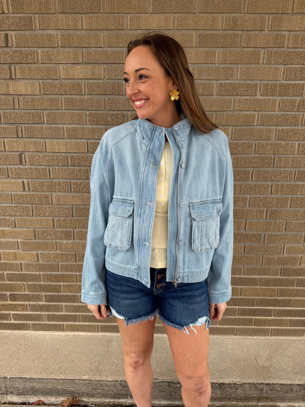 Risen Cropped Boxy Denim Jacket - Light Wash