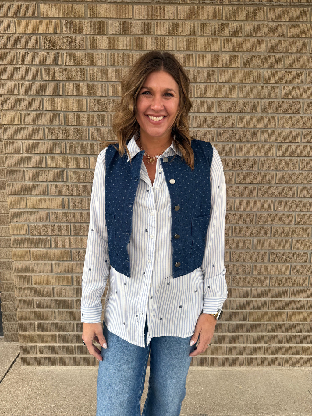 Cropped Polka Dot Denim Vest - Dark Wash
